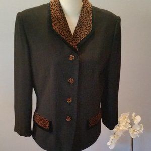 Vintage Le Suit Paris/NewYork black blazer with leopard trim  EUC